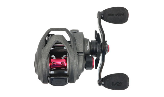 St Croix SEVIIN GF Series Casting Reel - Right Handed 7.3:1