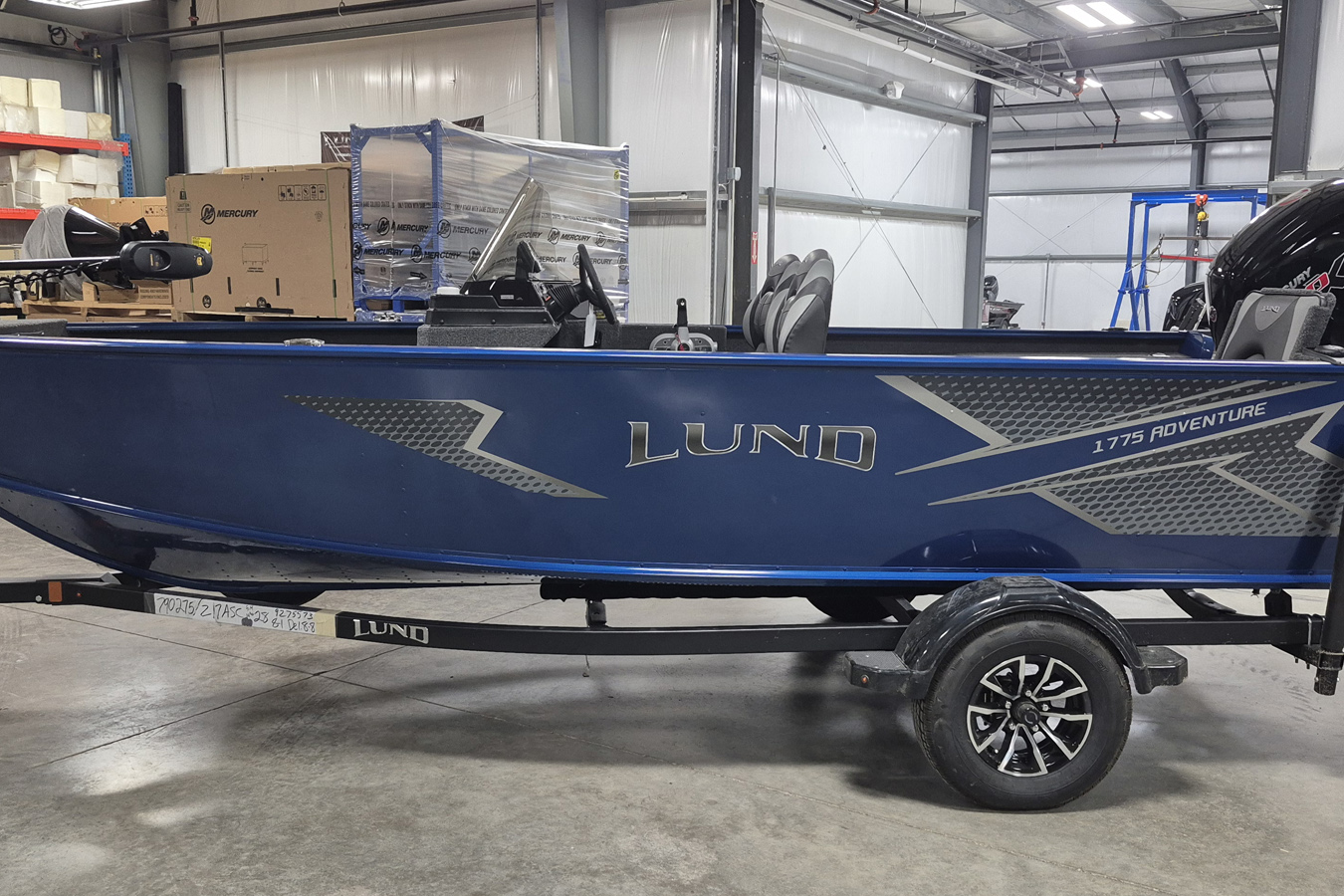 Lund 2025 1775 Adventure SS with Mercury 115 ELPT PRO XS and Trailer