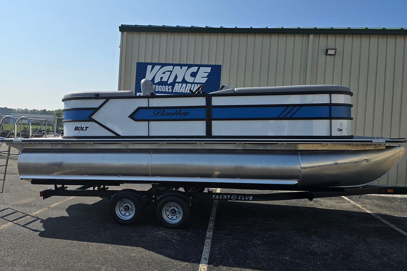 Bentley 2026 Bentley Bolt with Mercury 150 L